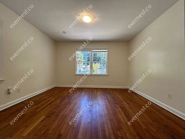 Building Photo - 120 Leathers Cir NW