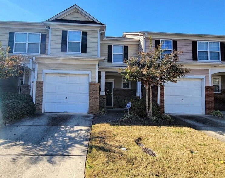 Building Photo - 1023 Privy Ln