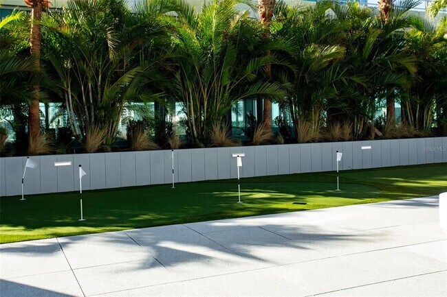 Building Photo - 400 Central Ave