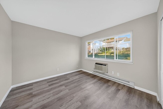 Building Photo - 8727 Sieloff Dr