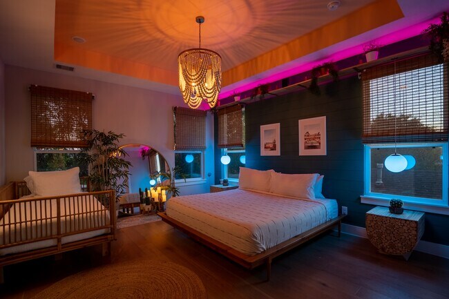 Building Photo - 3802 Buck St