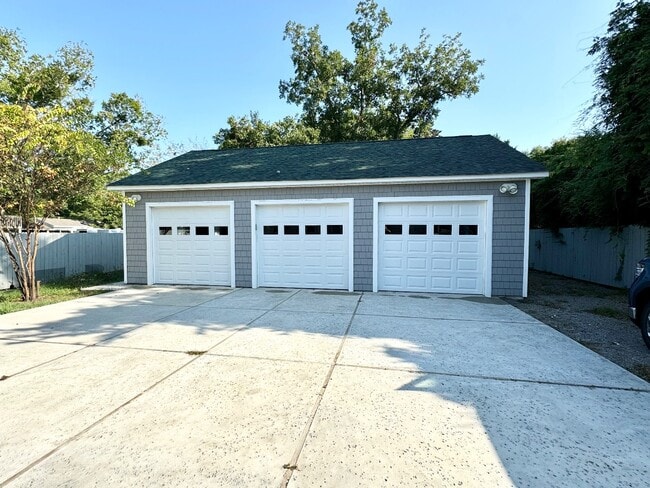 Building Photo - 4807 Wrightsville Ave