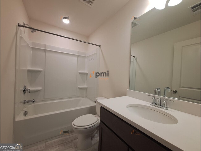 Building Photo - 861 Ambient Way