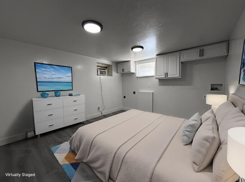 Building Photo - 1733 S Richards St