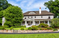 Building Photo - 15 Shagbark Rd