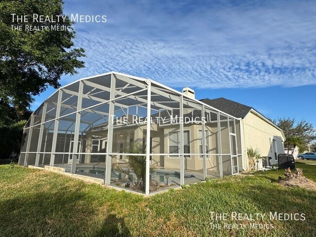 Building Photo - 2737 Scarborough Dr