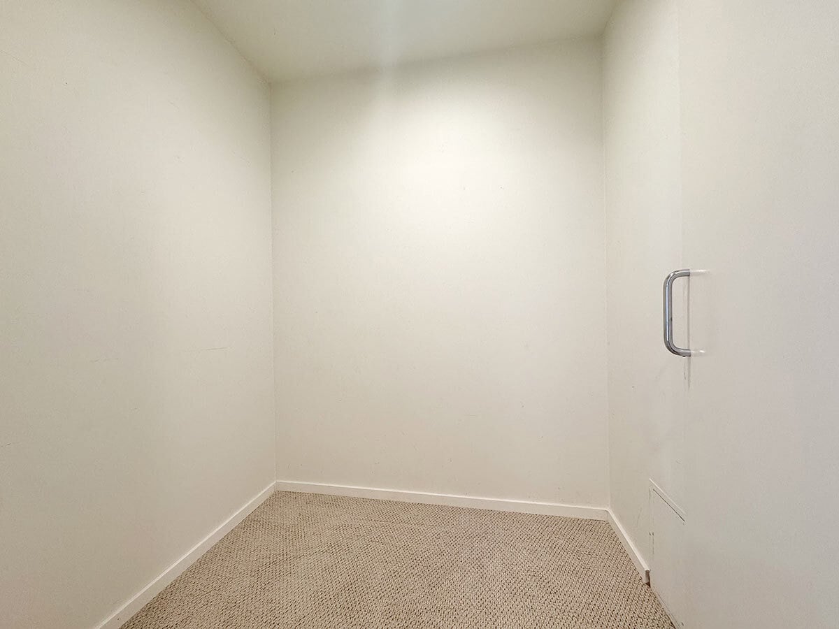 Building Photo - 3505 Ocean Front Walk