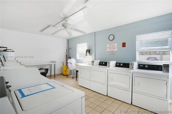 Building Photo - 1501 S Ocean Blvd