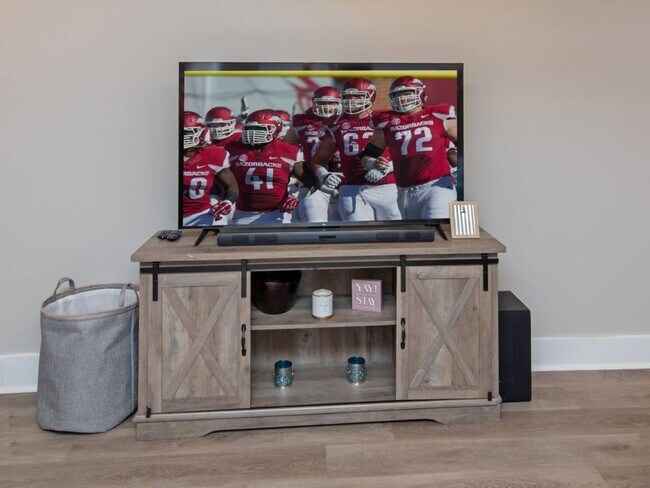 Building Photo - 5807 Pecan Lake Rd