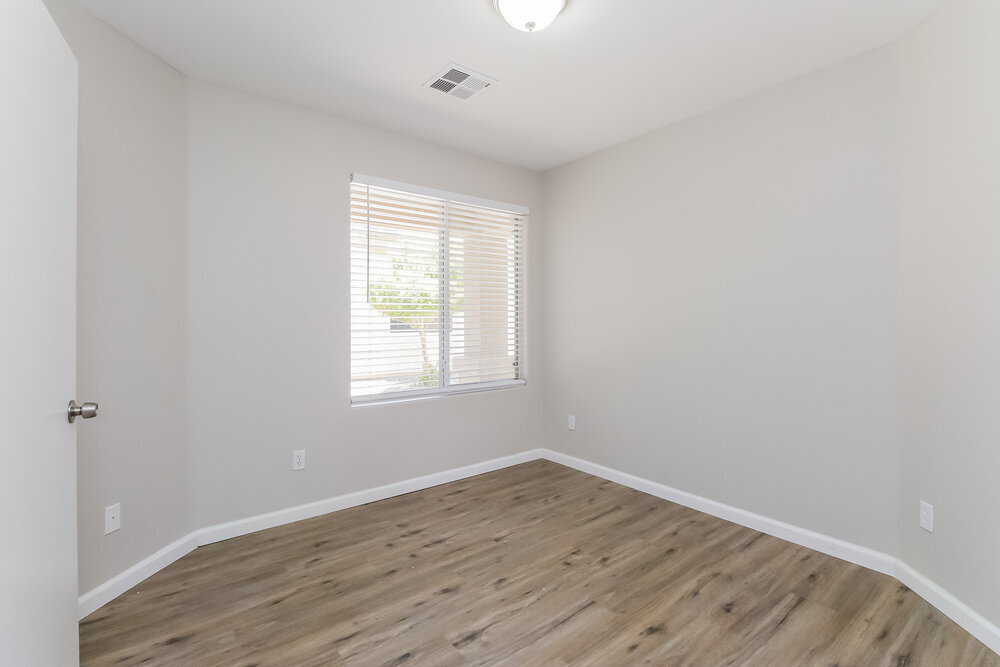 Building Photo - 3341 W Yellow Peak Dr