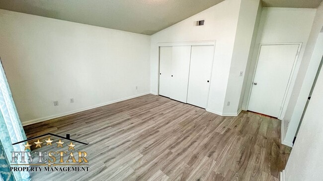 Building Photo - House for Rent on 4605 Mt. Vernon Avenue