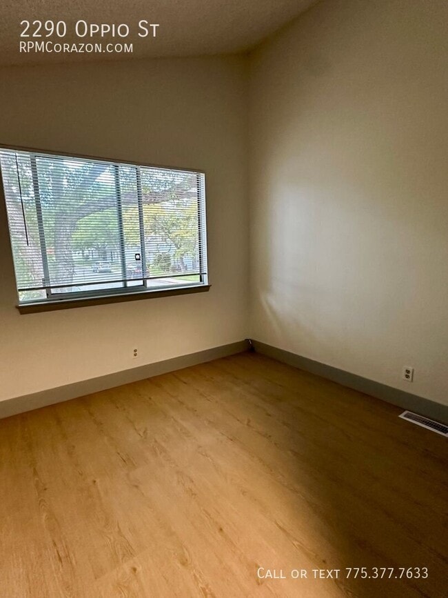 Building Photo - 2290 Oppio St