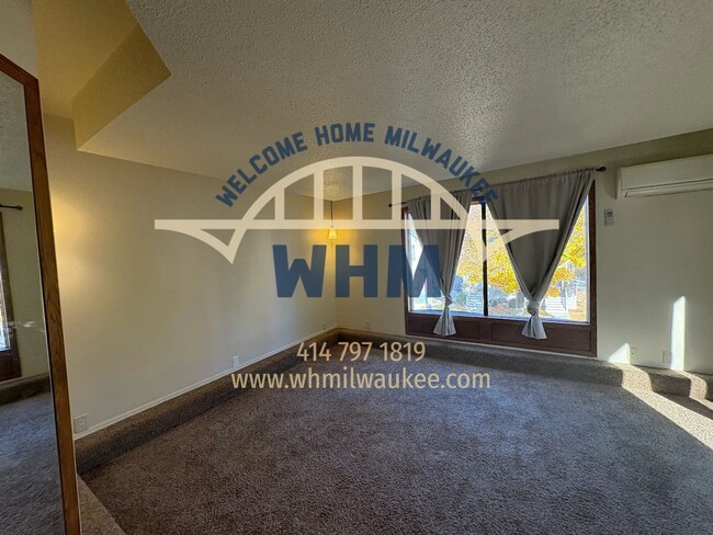 Building Photo - 1631 E Belleview Pl