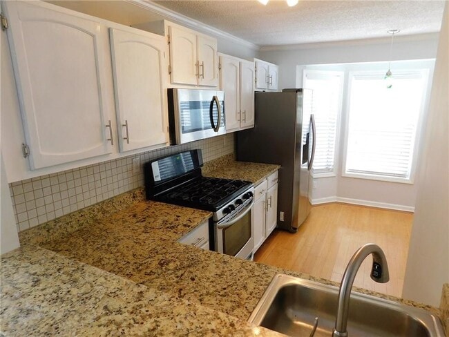 Building Photo - 5043 Laurel Springs Way SE