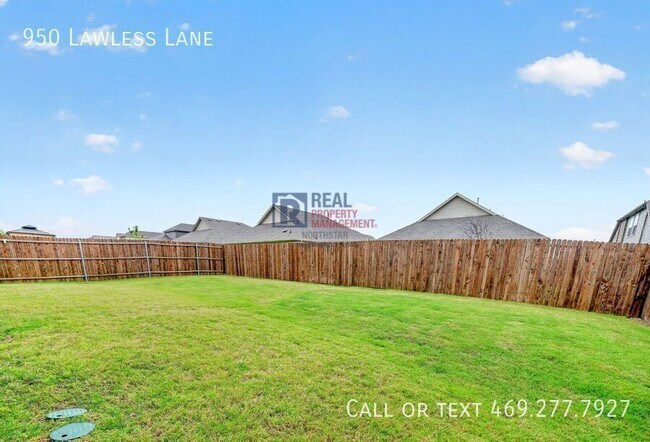Building Photo - 950 Lawless Ln