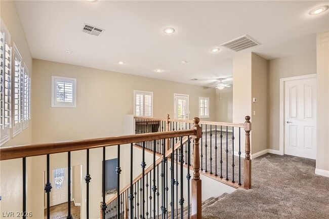 Building Photo - 552 Puenta Del Rey St