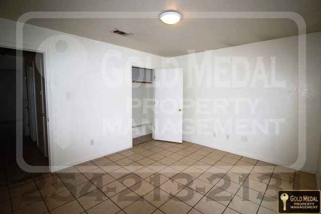 Building Photo - 1812 Aztec Trce