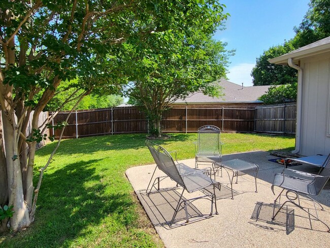 Building Photo - Coming Soon in Highland Station – This Gem Won’t Last!