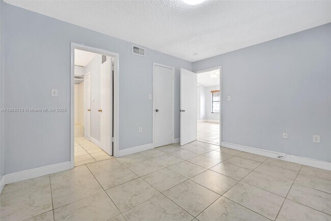 Building Photo - 15560 SW 104th Terrace