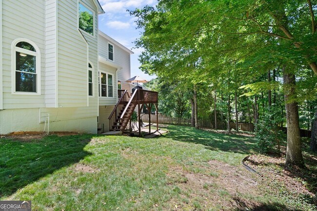 Building Photo - 821 Soaring Dr NE