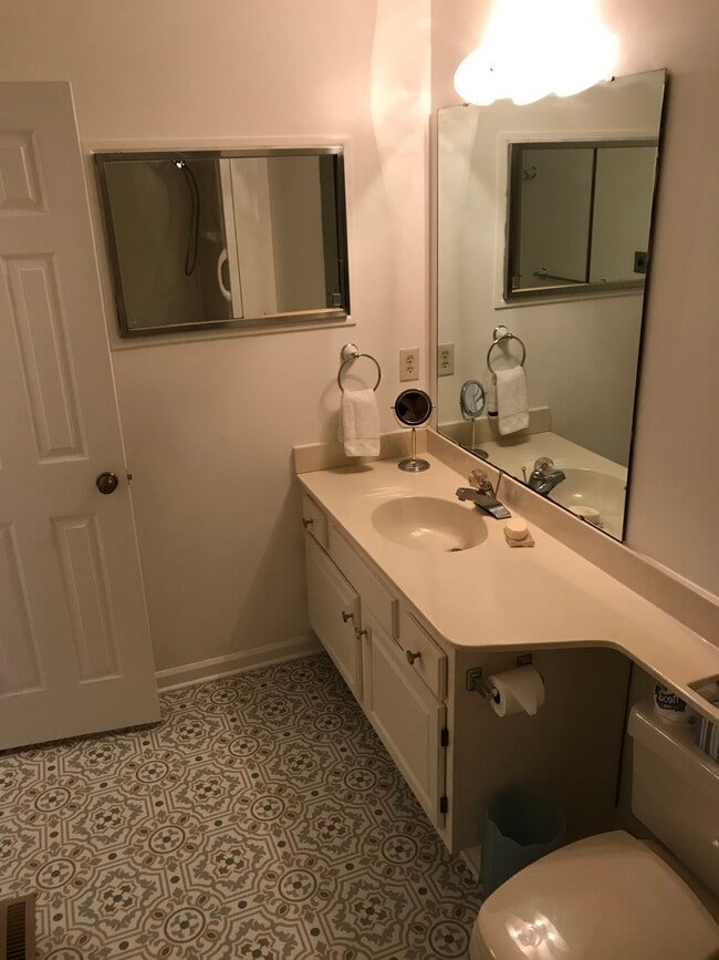 Bathroom - 11 Pinehurst Mnr