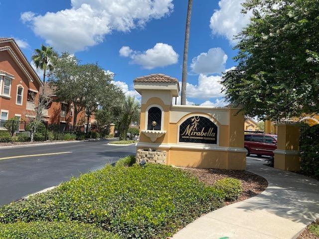 Building Photo - 8849 Villa View Cir