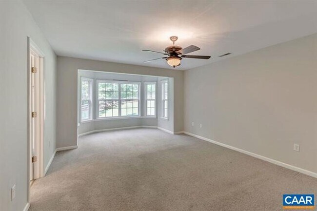 Building Photo - 991 Carodon Dr