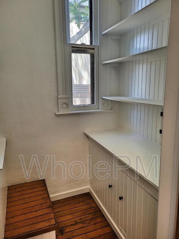 Building Photo - 721 Elati St