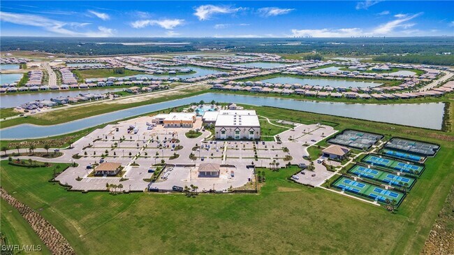 Building Photo - 19564 Hinkley Dr