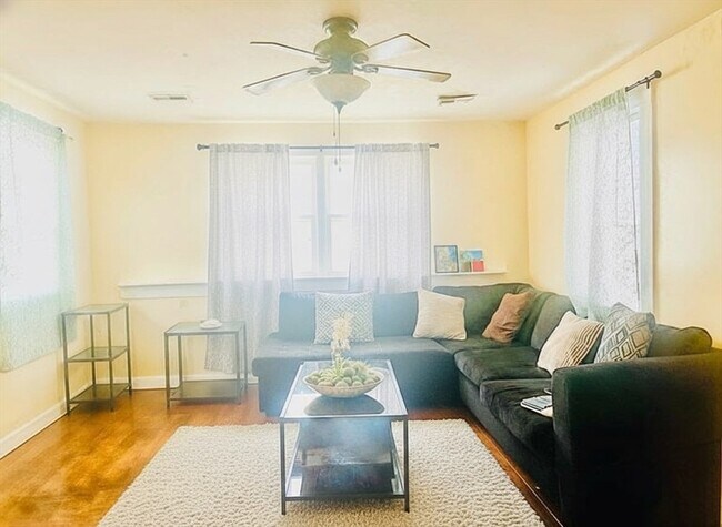 Building Photo - 23 Winslow Ave