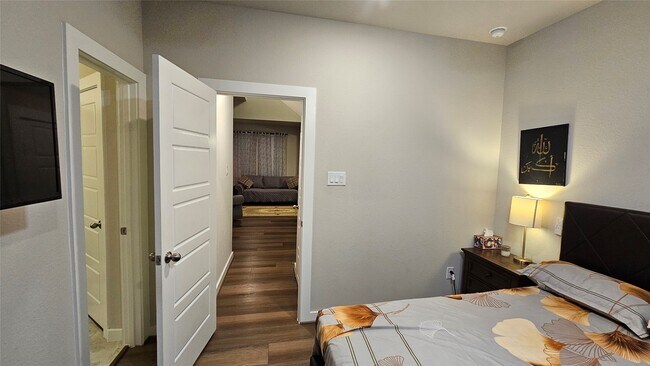 Building Photo - 18218 Bluebird Br Ln