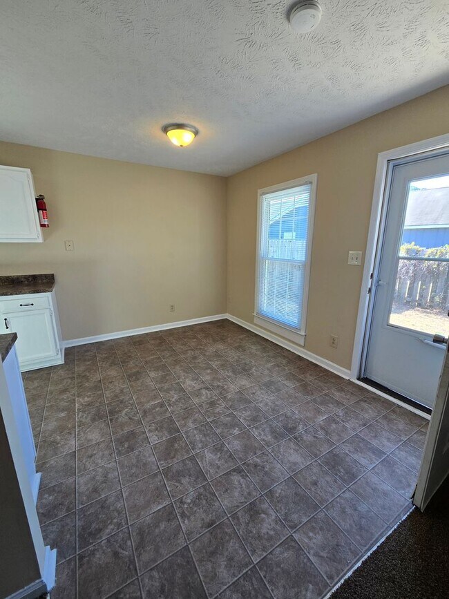 Building Photo - Nice Ranch Style Home for Rent!