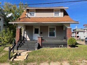 Building Photo - 1401 8th St NW