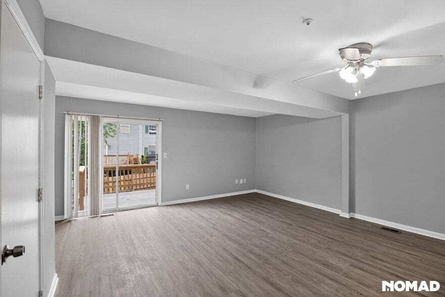 Building Photo - 12145 Sugar Mill Cir