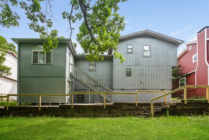 Building Photo - 12710 Pleasant View Dr