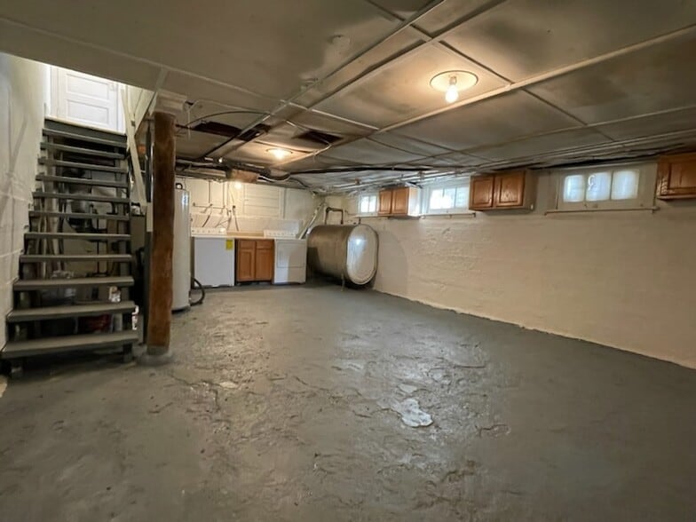 basement - 348 N Pennsylvania Ave