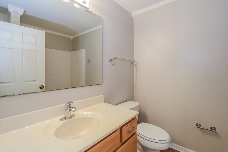 Building Photo - 13517 Padron Ct