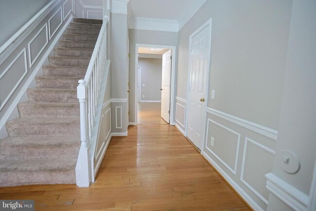 Building Photo - 3641 Bracknell Dr