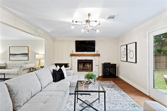 Building Photo - 619 Drexel Dr