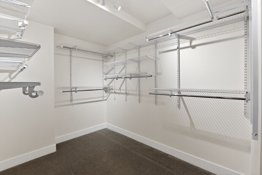 Building Photo - 3578 W 66th Ave