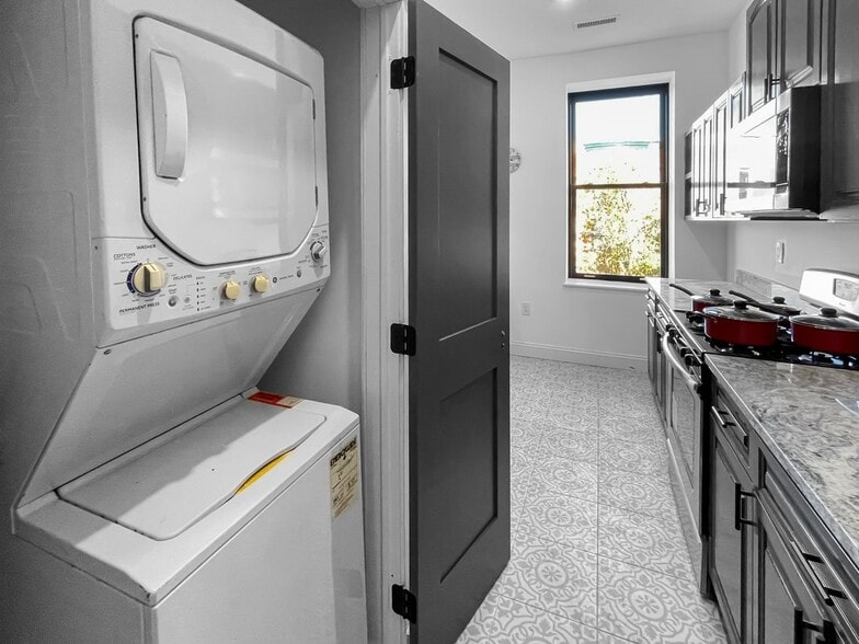 Building Photo - 1428 Madison Ave