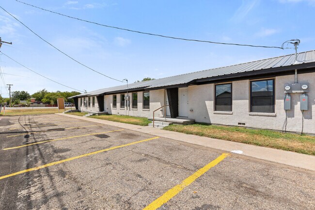 Building Photo - 4125 Compton Ln