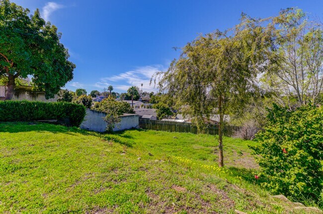 Building Photo - 4028 Casita Way
