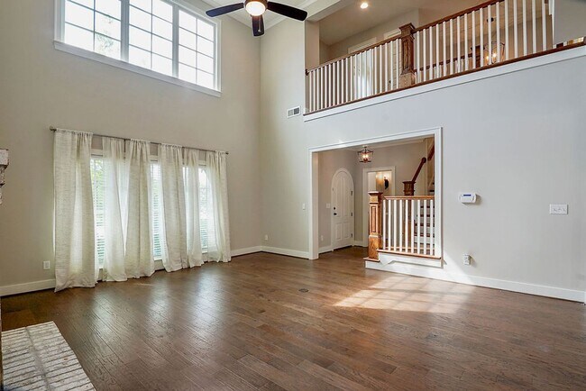 Building Photo - 4790 McGill Ct