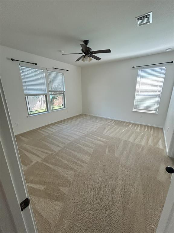 Building Photo - 307 Alamosa Dr