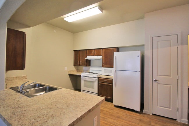 Building Photo - Masters Ranch