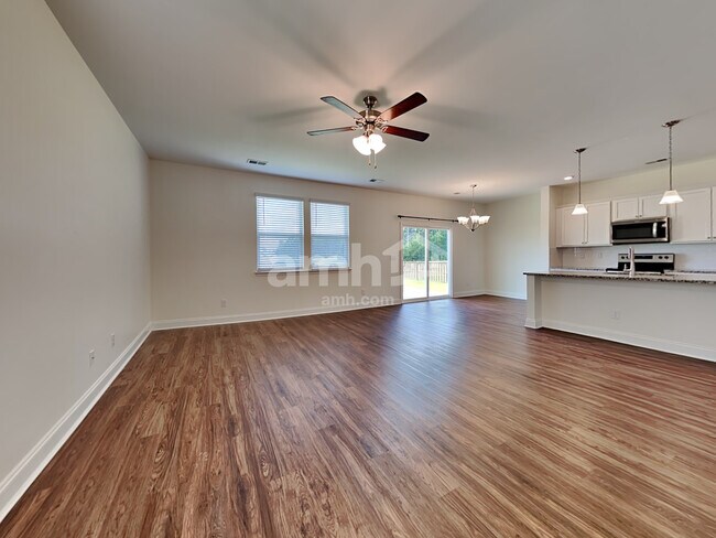 Building Photo - 317 Azore Way