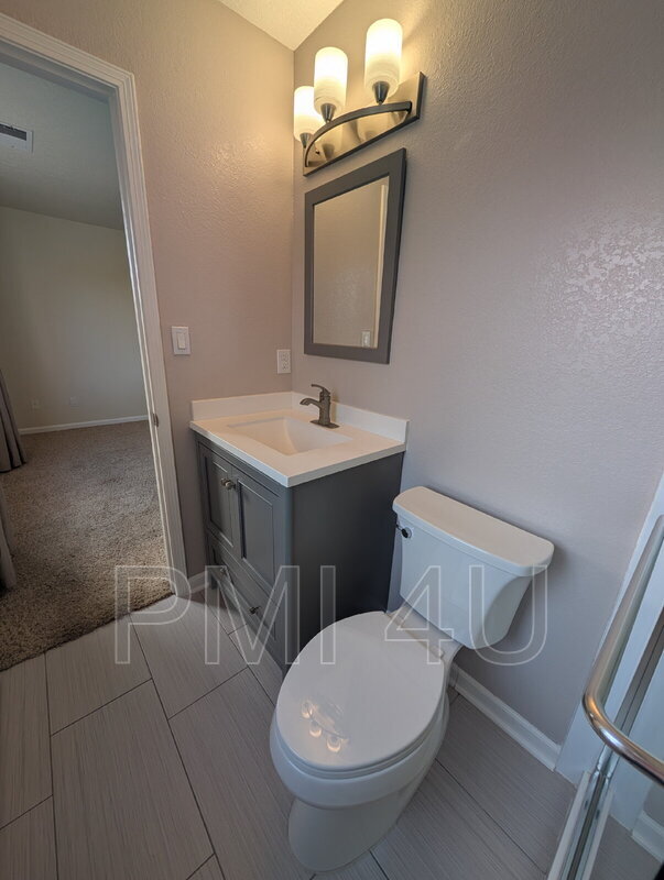 Building Photo - 4800 Choctaw Trail NW