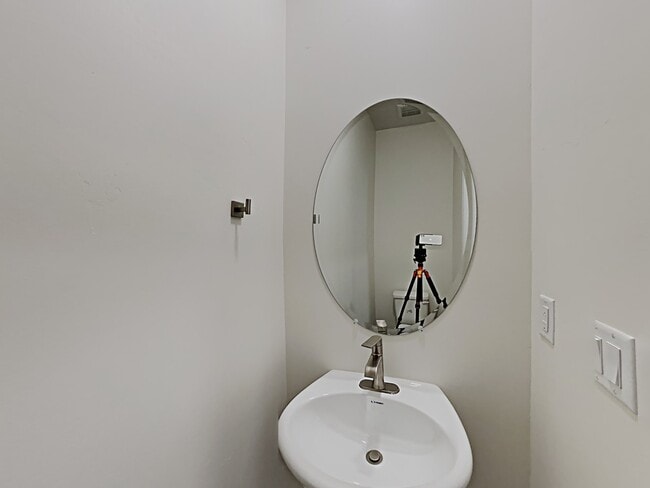 Building Photo - 6007 W Arranmore Drive