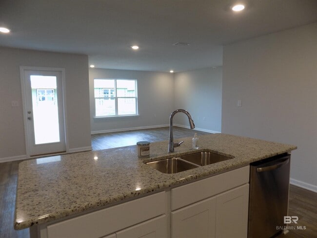 Building Photo - 10402 Ruffian Rte